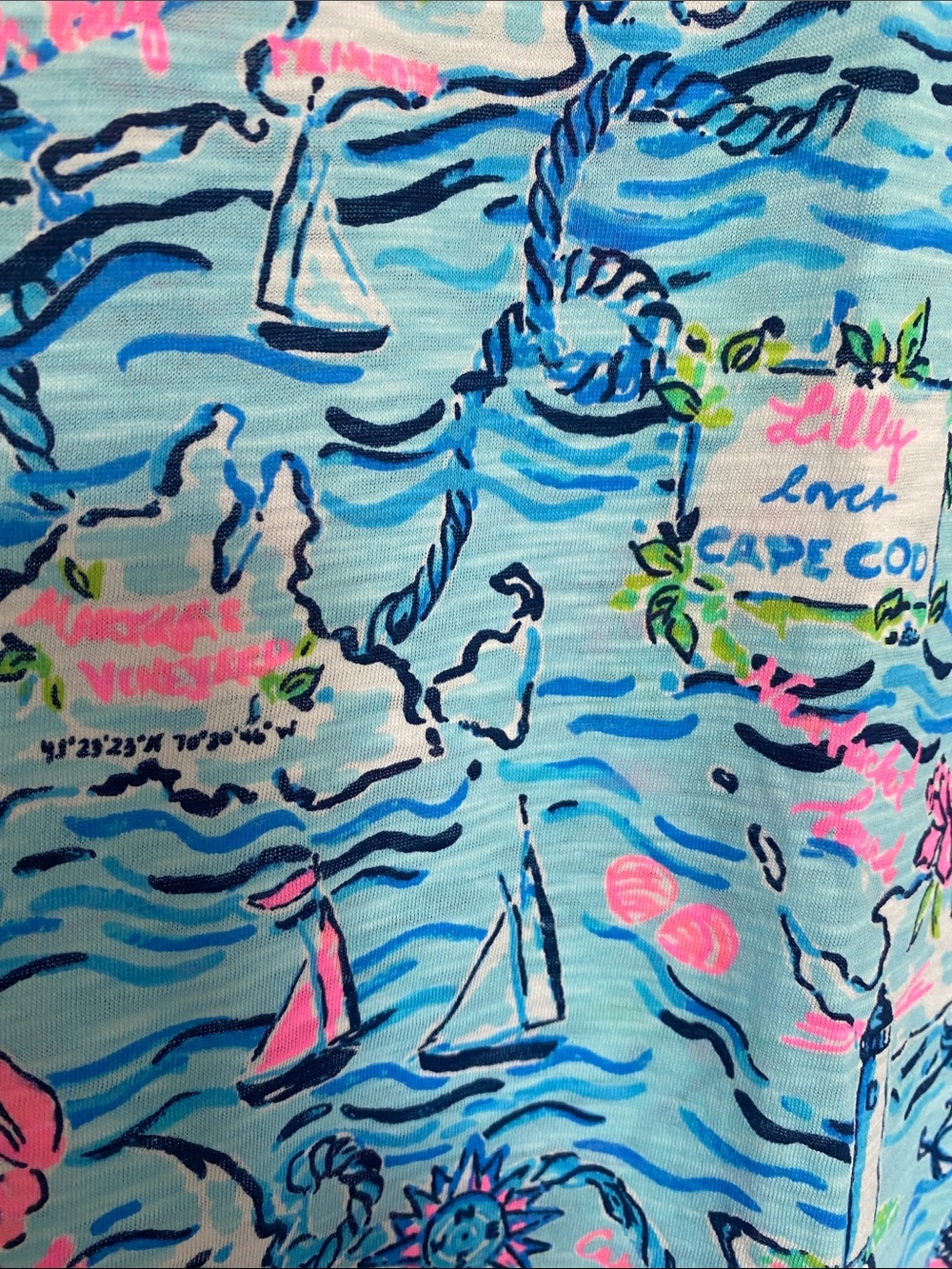 NWT Lilly Pulitzer Etta V-Neck T-Shirt in Lilly Loves Cape Cod print Size XL - Picture 6 of 10